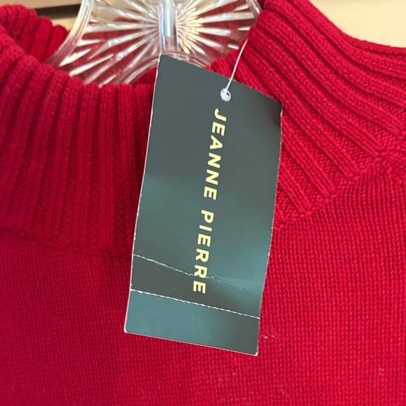 JEANNE PIERRE Ladies Crimson Turtleneck Sweater - Picture 2 of 9